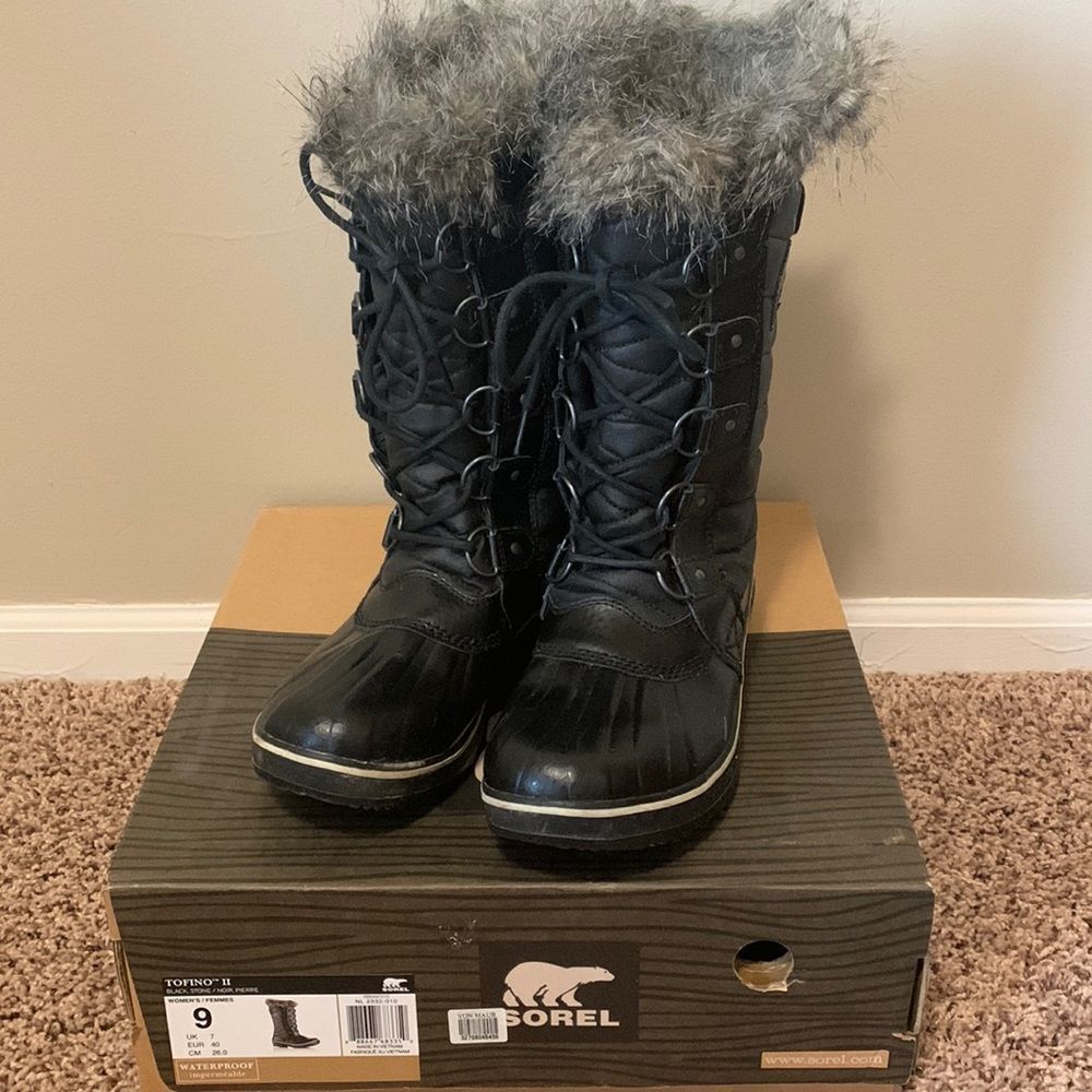 Sorel Tofino 2 snow boots SZ 9